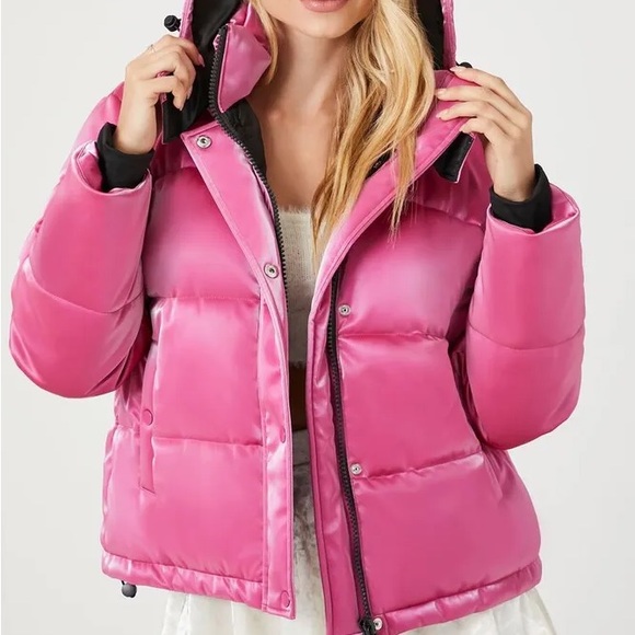 Forever 21 Rose Pink Fuchsia Metallic Quilted Puffer Crop Jacket Coat - Picture 1 of 13